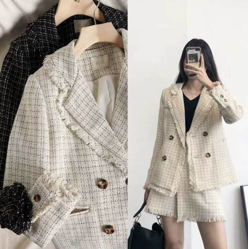 Blazer - Picture 2 of 2
